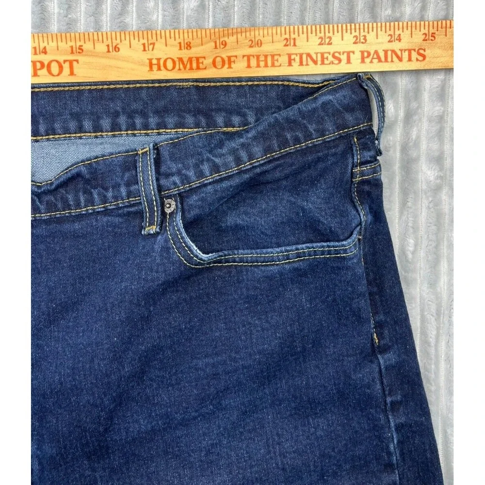 Levi's Jeans Men's 48W(Fits 46x29) 550 Relaxed Fit Medium Wash Denim Comfortable